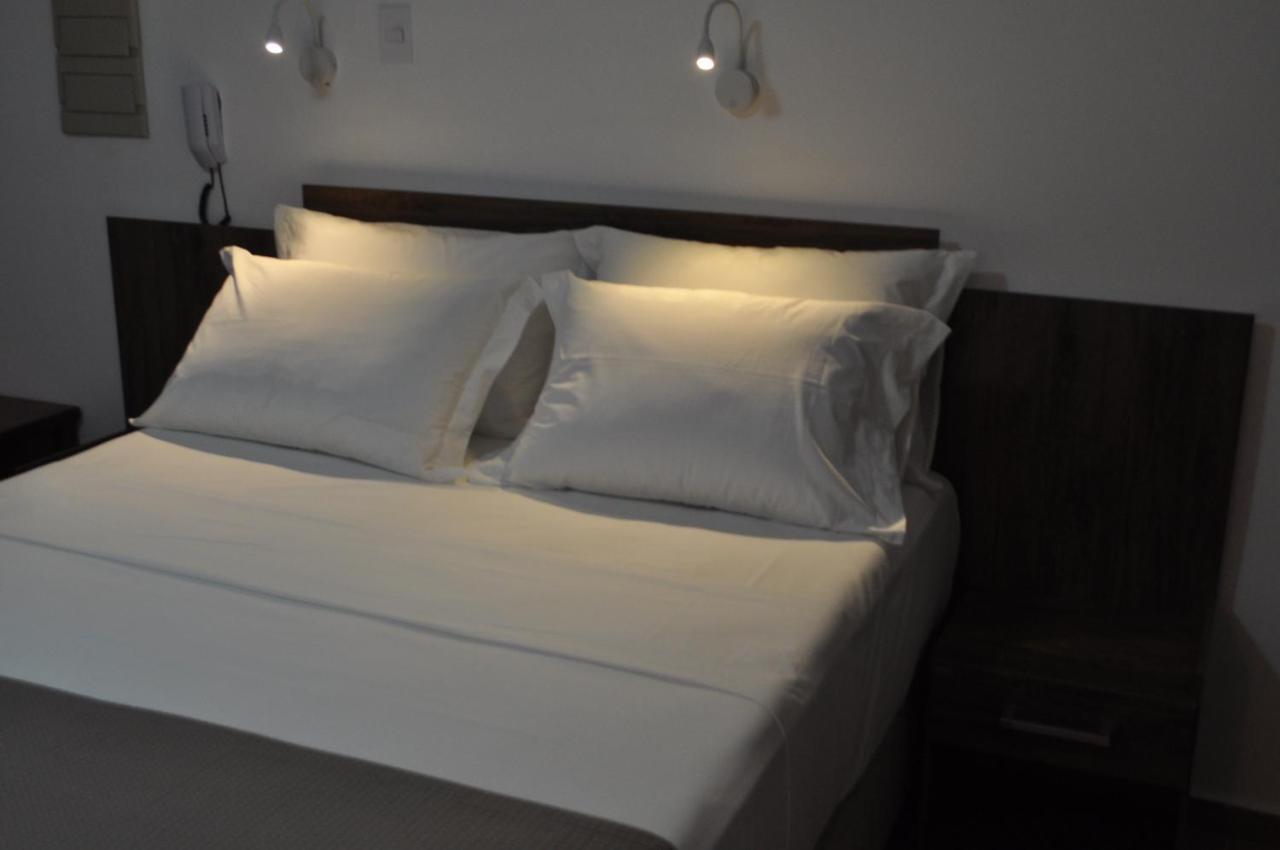 Hotel Chalet Monet - Granja Vianna Cotia  Ngoại thất bức ảnh
