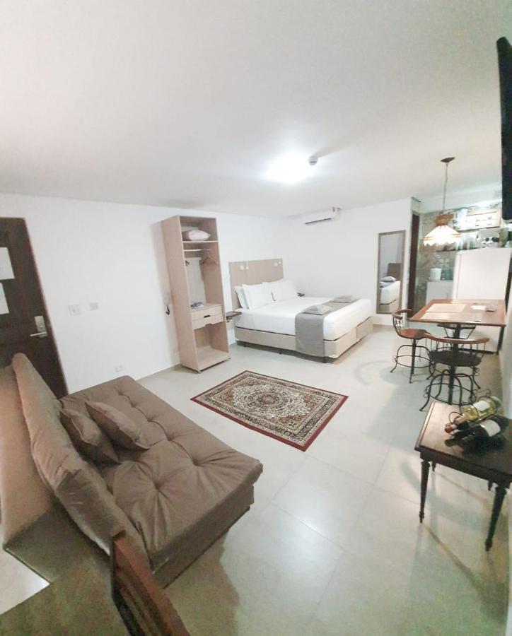 Hotel Chalet Monet - Granja Vianna Cotia  Ngoại thất bức ảnh
