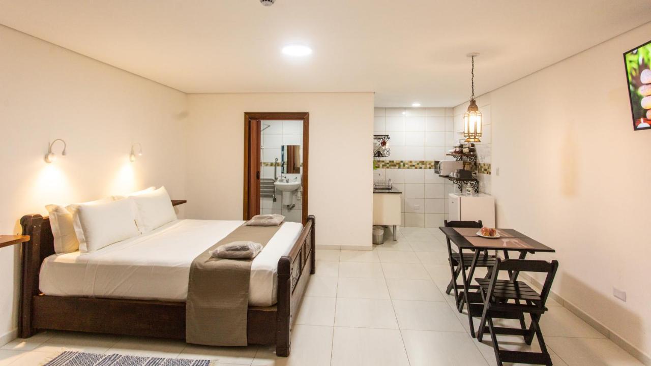 Hotel Chalet Monet - Granja Vianna Cotia  Ngoại thất bức ảnh
