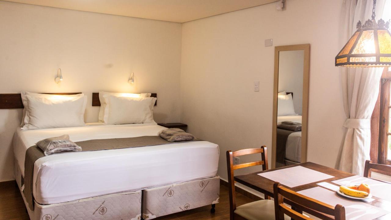 Hotel Chalet Monet - Granja Vianna Cotia  Ngoại thất bức ảnh