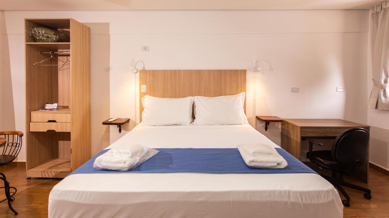 Hotel Chalet Monet - Granja Vianna Cotia  Ngoại thất bức ảnh